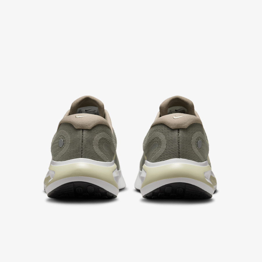 NIKE Спортни обувки Journey Run 