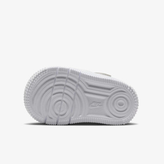 NIKE Спортни обувки FORCE 1 LOW EASYON BT 