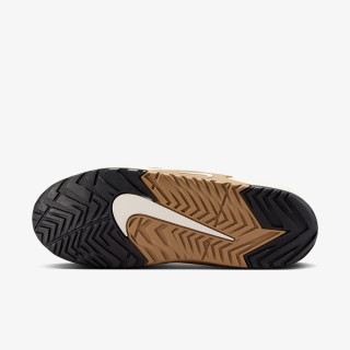 NIKE Спортни обувки Jam 