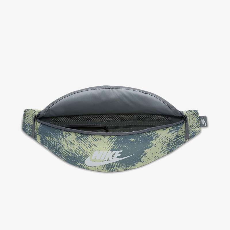 NIKE Малка чанта Heritage 