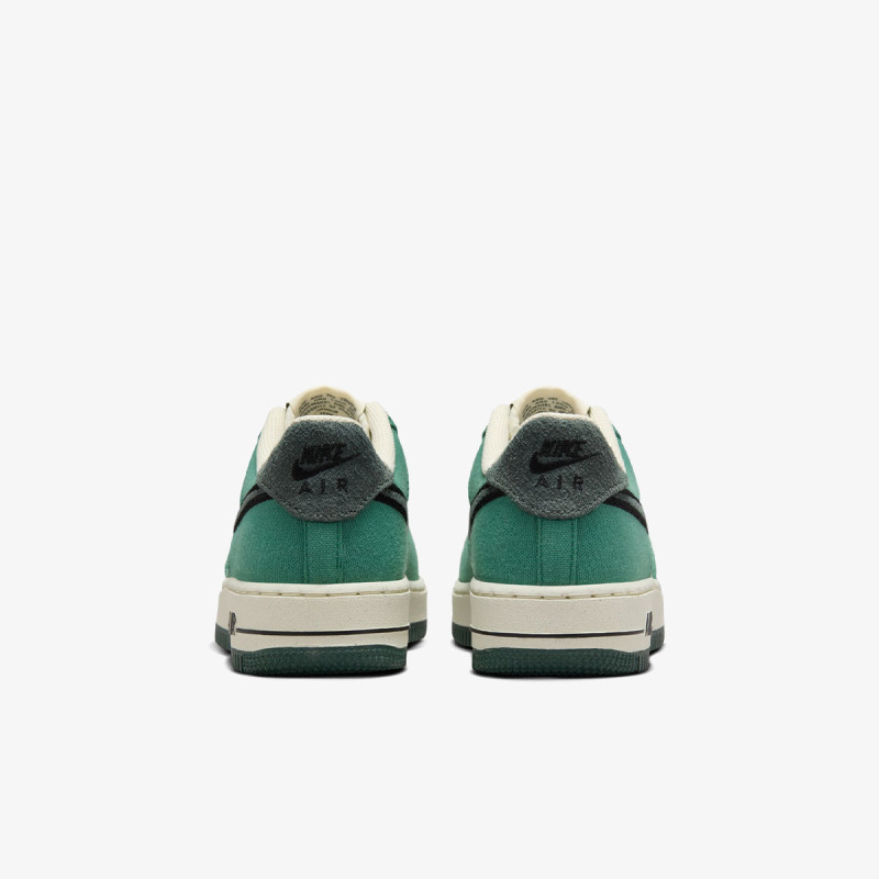 NIKE Спортни обувки Air Force 1 LV8 3 