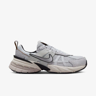 NIKE Спортни обувки V2K Run 