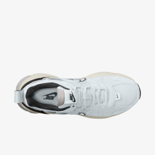NIKE Спортни обувки V2K Run 