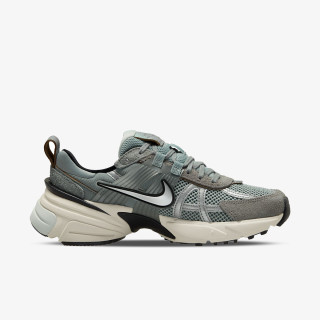 NIKE Спортни обувки V2K Run 