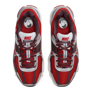 NIKE Спортни обувки WMNS NIKE VOMERO 5 