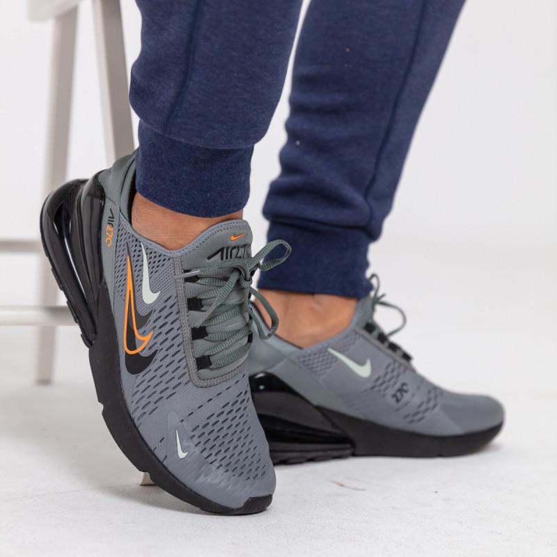 NIKE Спортни обувки NIKE AIR MAX 270 PP 