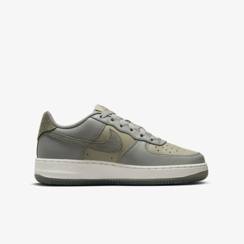 NIKE Спортни обувки Air Force 1 LV8 