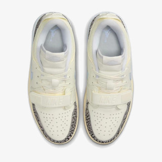 NIKE Спортни обувки WMNS AIR JORDAN LEGACY 312 LOW 