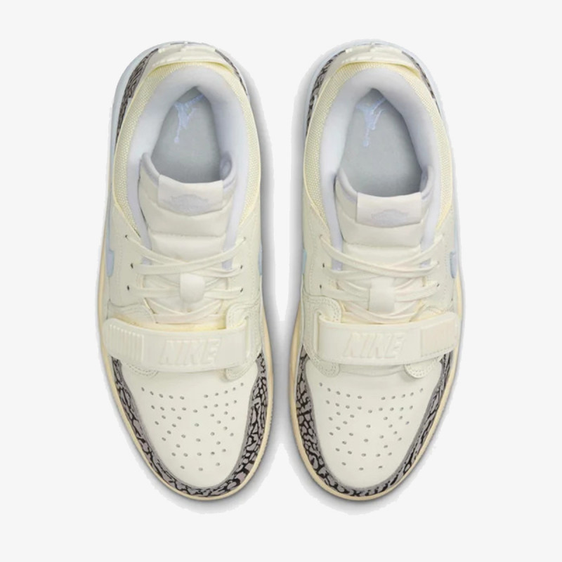 NIKE Спортни обувки WMNS AIR JORDAN LEGACY 312 LOW 