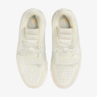 NIKE Спортни обувки WMNS AIR JORDAN LEGACY 312 LOW 