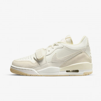 NIKE Спортни обувки WMNS AIR JORDAN LEGACY 312 LOW 