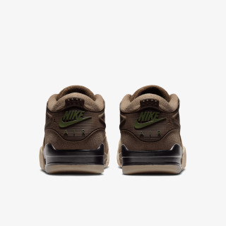 NIKE Спортни обувки AIR JORDAN 4 RM 