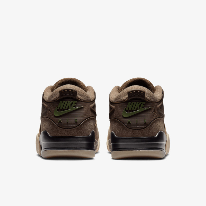 NIKE Спортни обувки AIR JORDAN 4 RM 