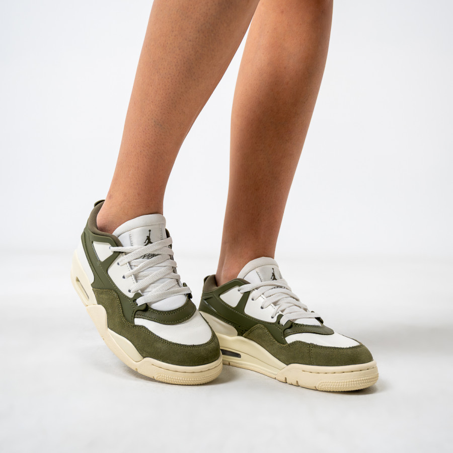 NIKE Спортни обувки WMNS AIR JORDAN 4 RM 