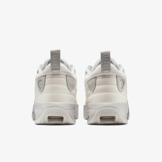 NIKE Спортни обувки Jordan Max Aura 6 