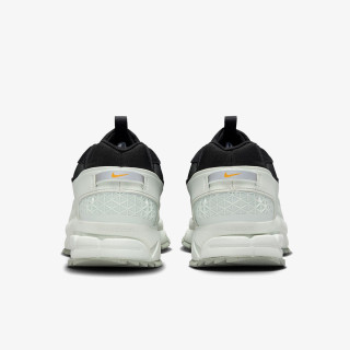 NIKE Спортни обувки VOMERO ROAM 