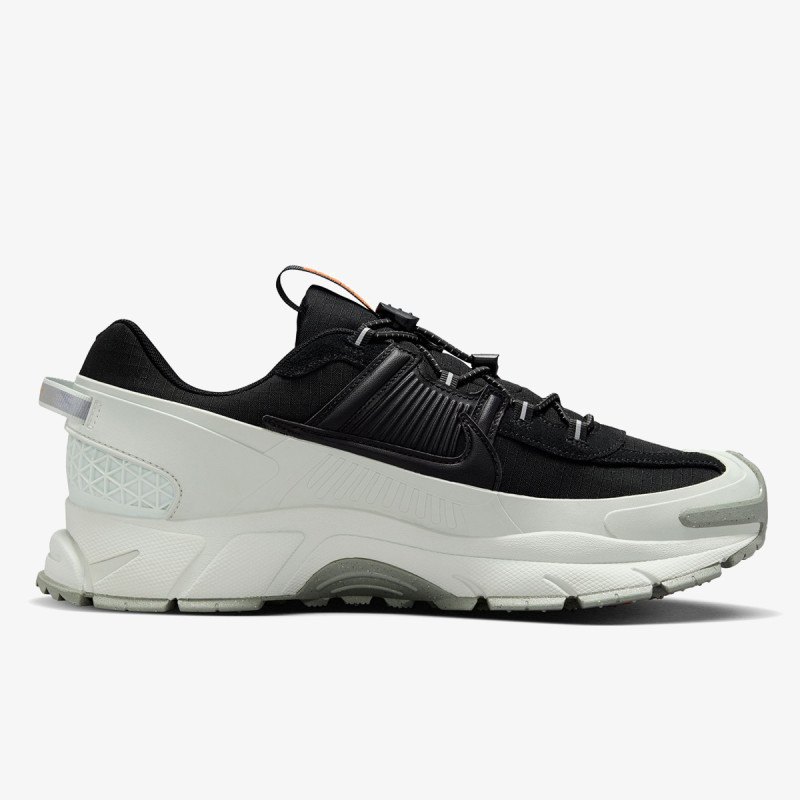 NIKE Спортни обувки VOMERO ROAM 