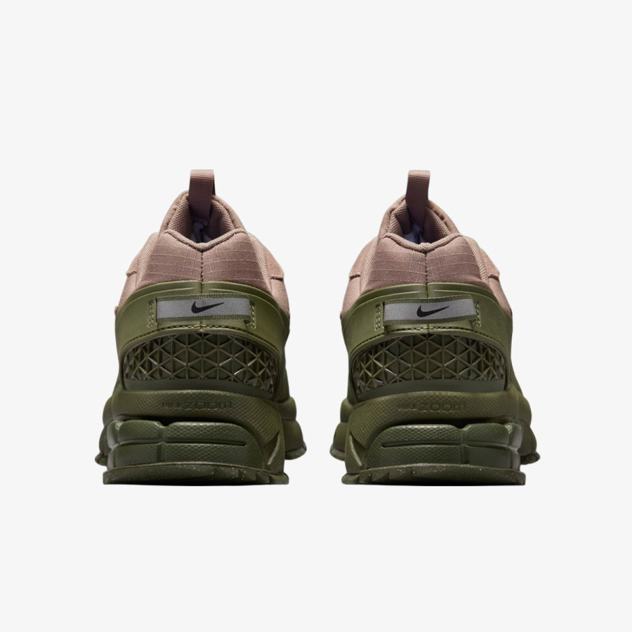NIKE Спортни обувки NIKE ZOOM VOMERO ROAM 