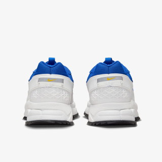 NIKE Спортни обувки VOMERO ROAM 