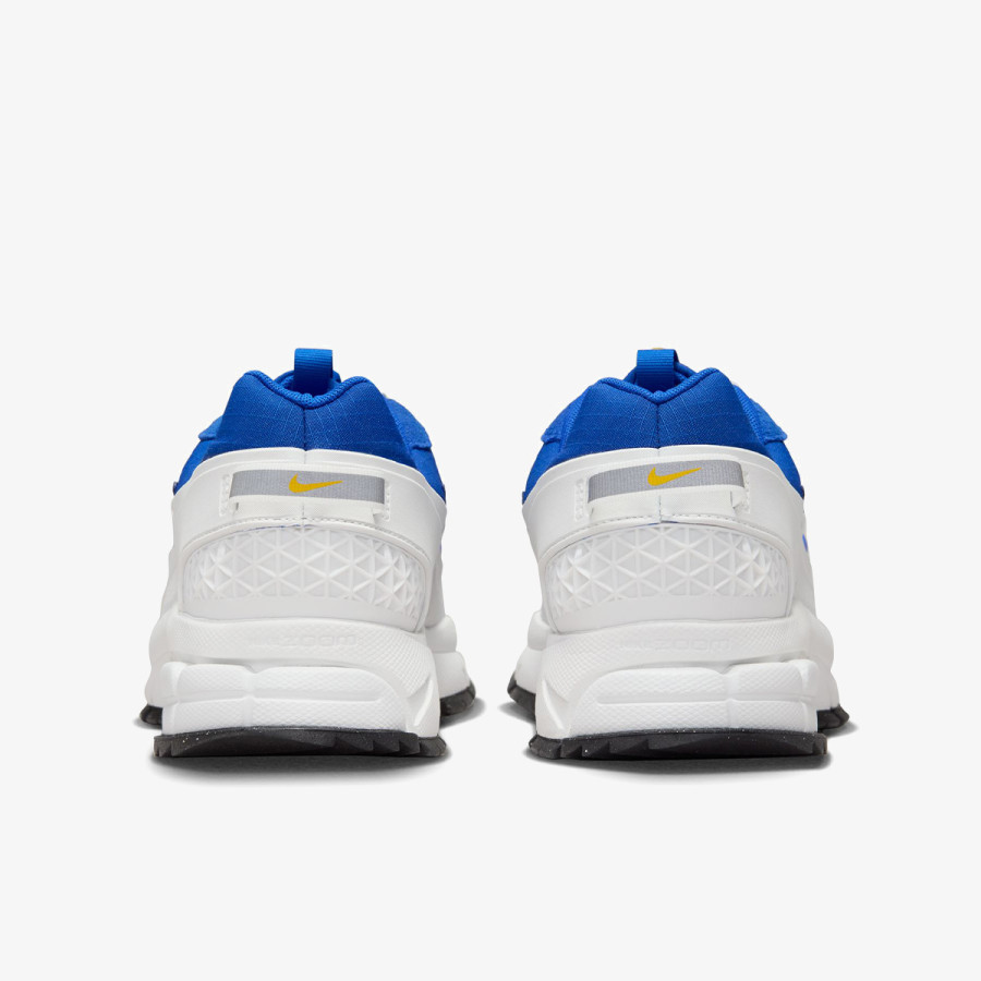 NIKE Спортни обувки VOMERO ROAM 