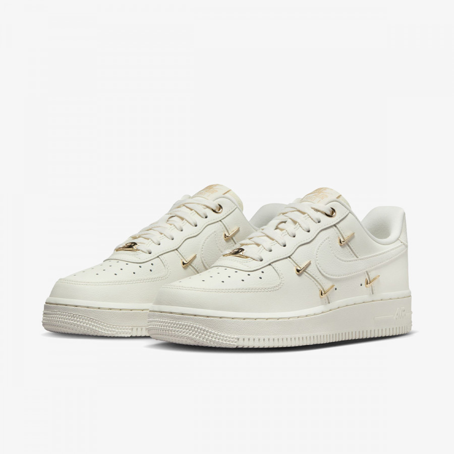 NIKE Спортни обувки WMNS AIR FORCE 1 '07 LX 