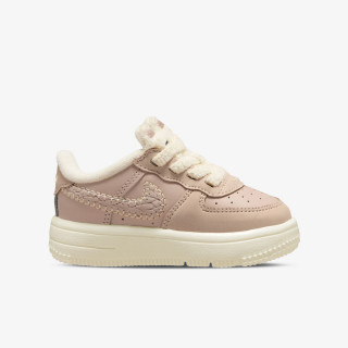 NIKE Спортни обувки FORCE 1 LOW EASYON LIL BT 