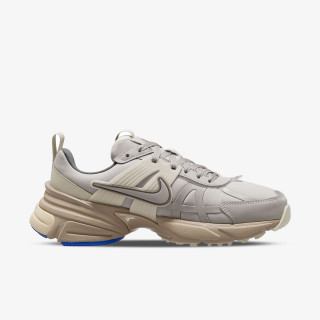 NIKE Спортни обувки W NIKE V2K RUN GTX 