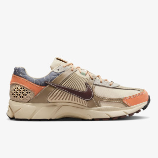 NIKE Спортни обувки Zoom Vomero 5 