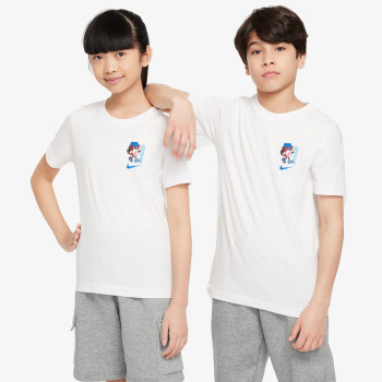 NIKE Тенискa Boxy 