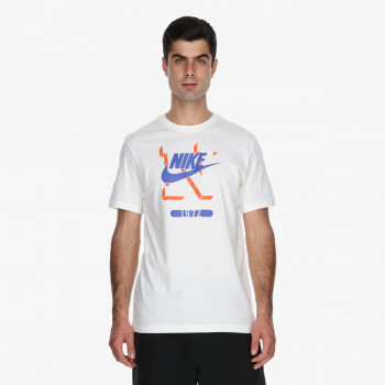 NIKE Тенискa Futura 