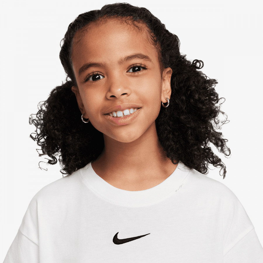 NIKE Тенискa Sportswear Essential 
