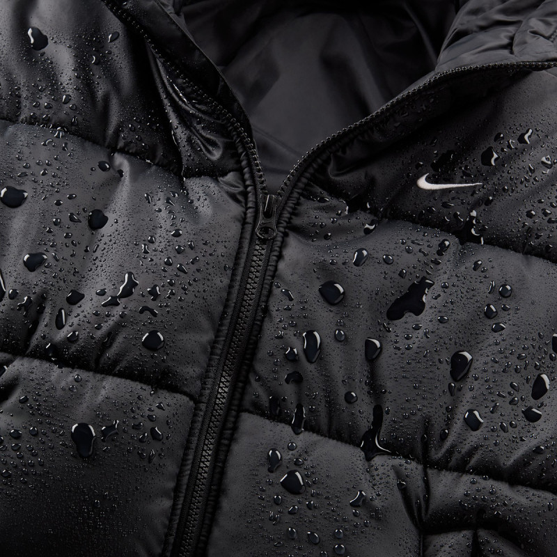 NIKE Яке Classic 