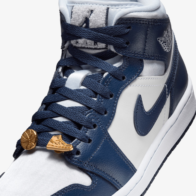 JORDAN Спортни обувки WMNS AIR JORDAN 1 MID SE 