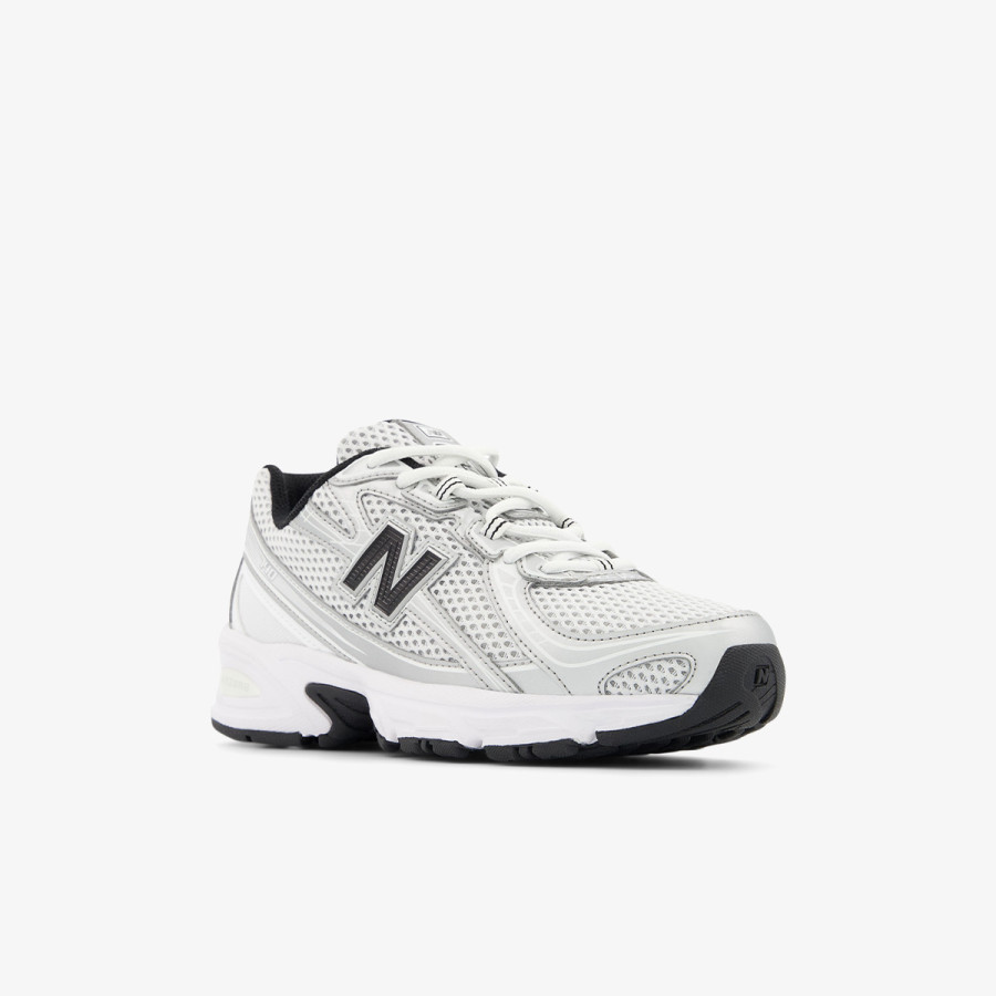 NEW BALANCE Спортни обувки K 740 
