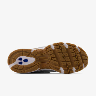 NEW BALANCE Спортни обувки 740 