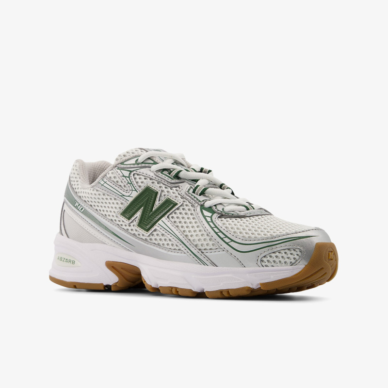 NEW BALANCE Спортни обувки 740 