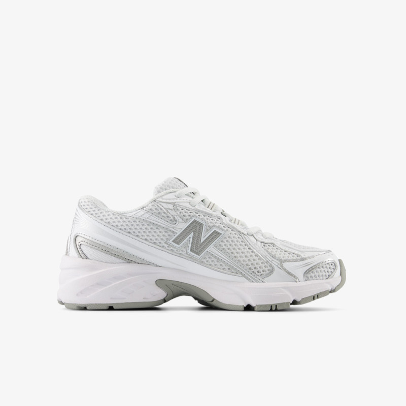 NEW BALANCE Спортни обувки K 740 