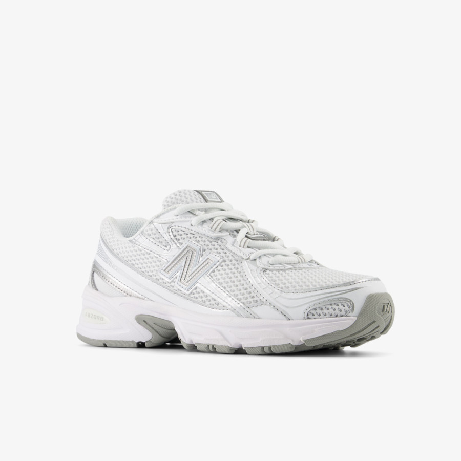 NEW BALANCE Спортни обувки K 740 