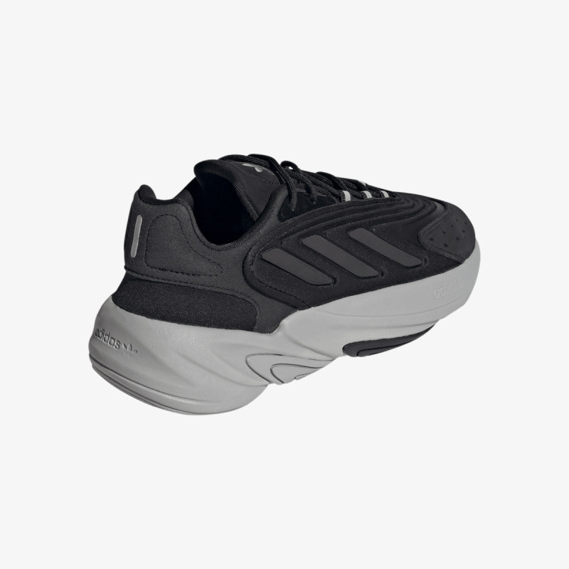adidas Спортни обувки OZELIA W 