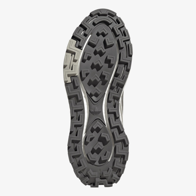 adidas Спортни обувки RETROPY P9 