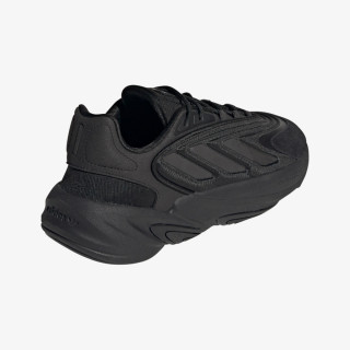 adidas Спортни обувки Ozelia 
