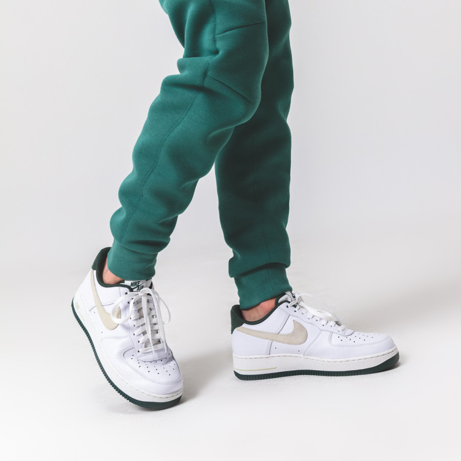 NIKE Спортни обувки Nike Air Force 1 '07 LV8 