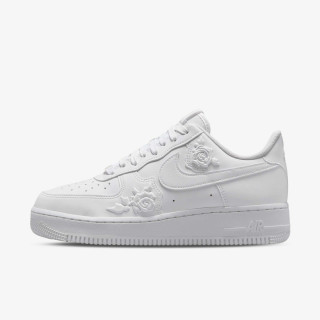 NIKE Спортни обувки WMNS AIR FORCE 1 '07 SE 