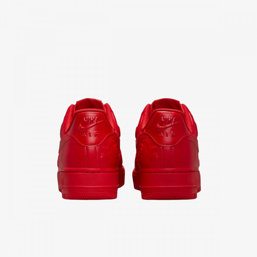 NIKE Спортни обувки WMNS AIR FORCE 1 '07 SE 