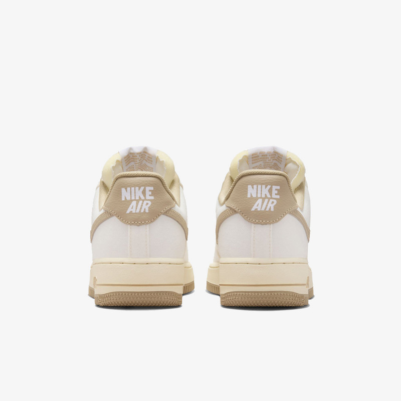 NIKE Спортни обувки WMNS AIR FORCE 1 '07 NCPS 