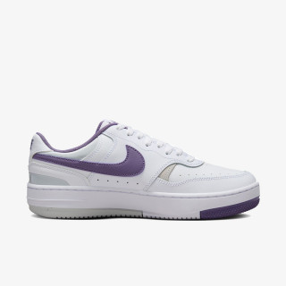 NIKE Спортни обувки WMNS NIKE GAMMA FORCE DB 