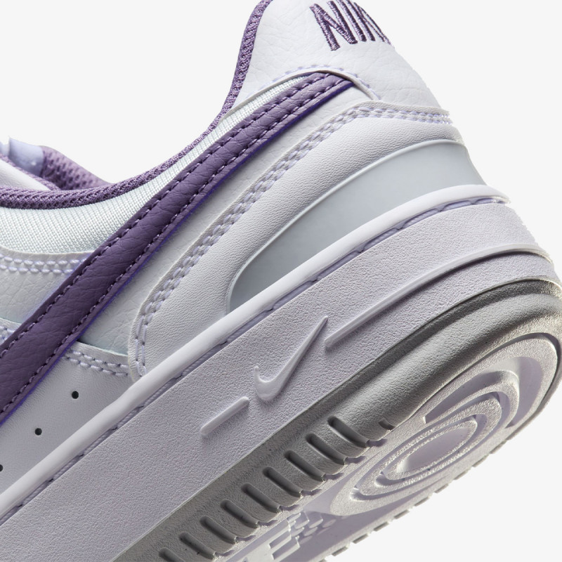 NIKE Спортни обувки WMNS NIKE GAMMA FORCE DB 