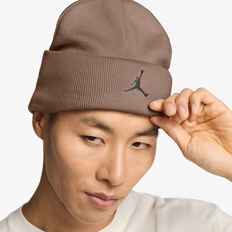 NIKE Шапка U J PEAK BEANIE SATN LINED ESS 
