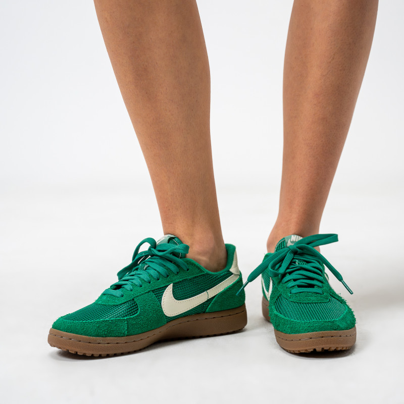 NIKE Спортни обувки Field General 