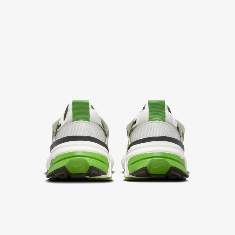 NIKE Спортни обувки V2K Run 